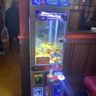 Claw game
