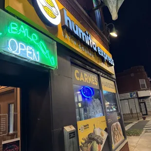 outside, tacos