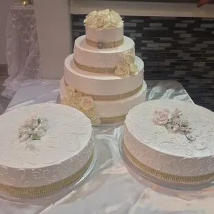 Sparkly Wedding Cake
