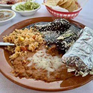 4. Chicken Mole Wednesday Special - muey bueno