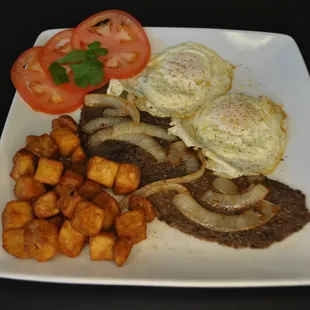 Steak &amp; eggs with home fries