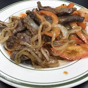 Steak and peppers