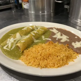 Chicken Enchiladas Verdes