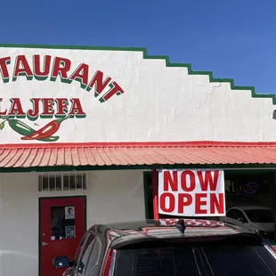 La Jefa @ 209 W. Washington St., Anthony TX