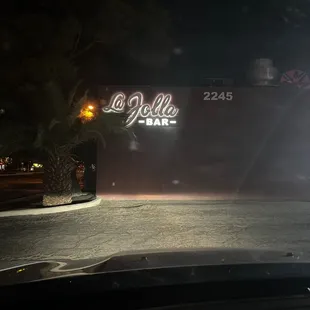 The bar is too small, and people don't move from the bar, to get a beer is impossible and they charge 20 to 30.