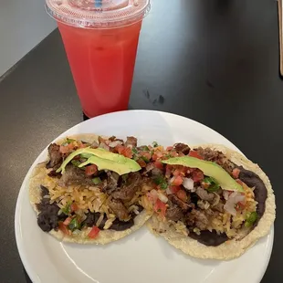 Carnitas tacos y sandia agua fresca