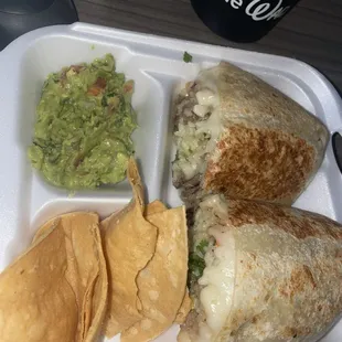 La Joya Salvadoreña Truck Food