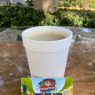 Cafe Con Leche Grande   $2.50 + tax = $2.68