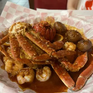 Combo E Special: Lobster Tail, Snow Crab Legs, and Shrimp