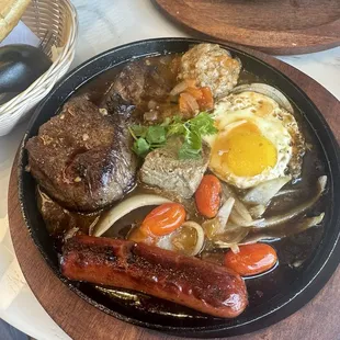 Bò né đặc biệt