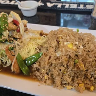 Combinado chifa. Excelent!