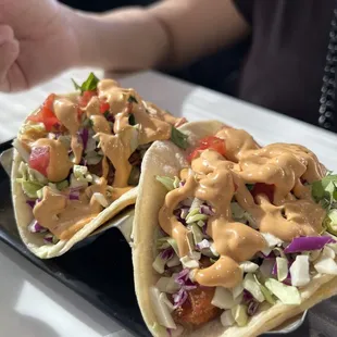 two tacos on a plate