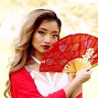 Sirena Y.