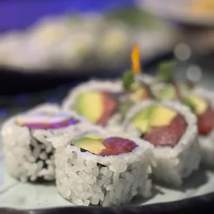 Tuna roll