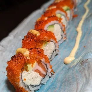 La La Land Roll | @sushitraveler