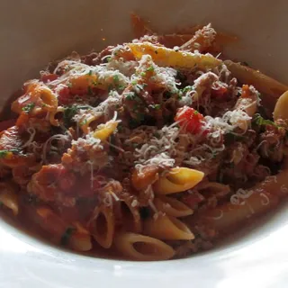 Penne con Salsiccia e Funghi