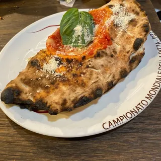 Calzone Classico