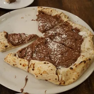 Nutella pizza