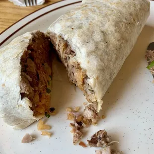 Carnitas burrito mm mmm