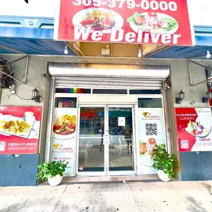 La Licuadora entrance