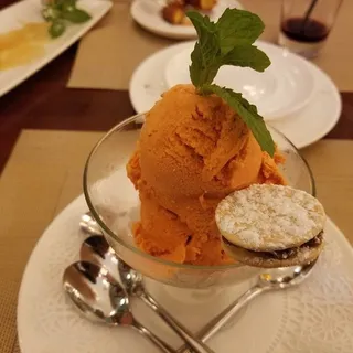 Helado de Lucuma