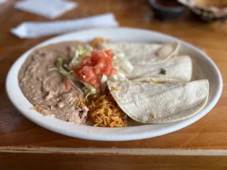 Dos Amigos Mexican Grill