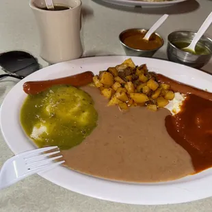 a plate of mexican food