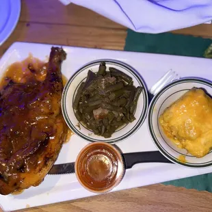 Cajun chicken: 3/5. It was sweet. Never had sweet Cajun sauce before. Food was a little salty.