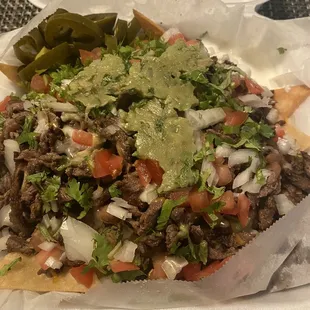 Carne Asada Nachos con todo
