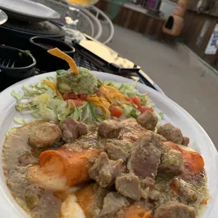 Chile verde enchiladas