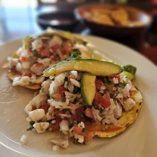 Tostada de ceviche