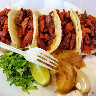 Tacos al pastor