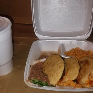 Gorditas and horhata