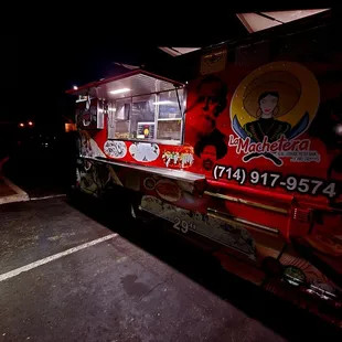 The truck with phone number, so you contact them