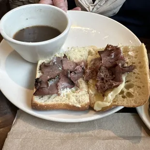 French dip 1/2 sandwich with AuJus