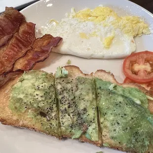Nouveau breakfast