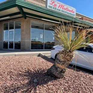 the front of a mexican restaurant