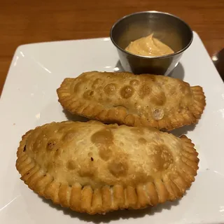 Empanadas de Carne o Pollo