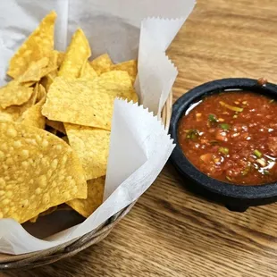 Fresh but cold thick-style chips!