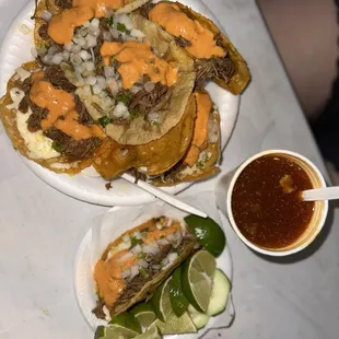 La Mamalona Birria