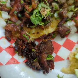 Al pastor tacos