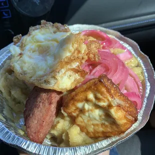 Mangu con tres golpes