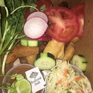 Yuquita con chicharron