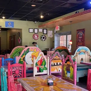 a brightly decorated dining room