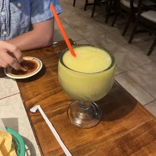 Mango Margarita, chips and salsa