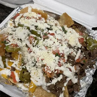 Carne asada nachos