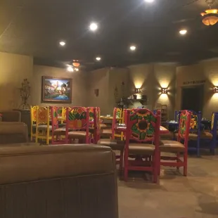 Clean nice restaurant with nice relaxing music playing