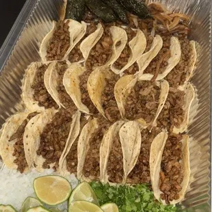 Charola de tacos