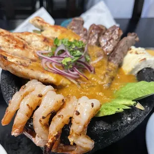 Mar y Tierra Molcajete