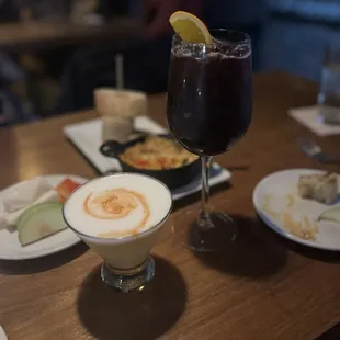Pisco sour (left) and red sangria (right)